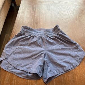 Lululemon Track That High Rise Lined Short 5” size 6